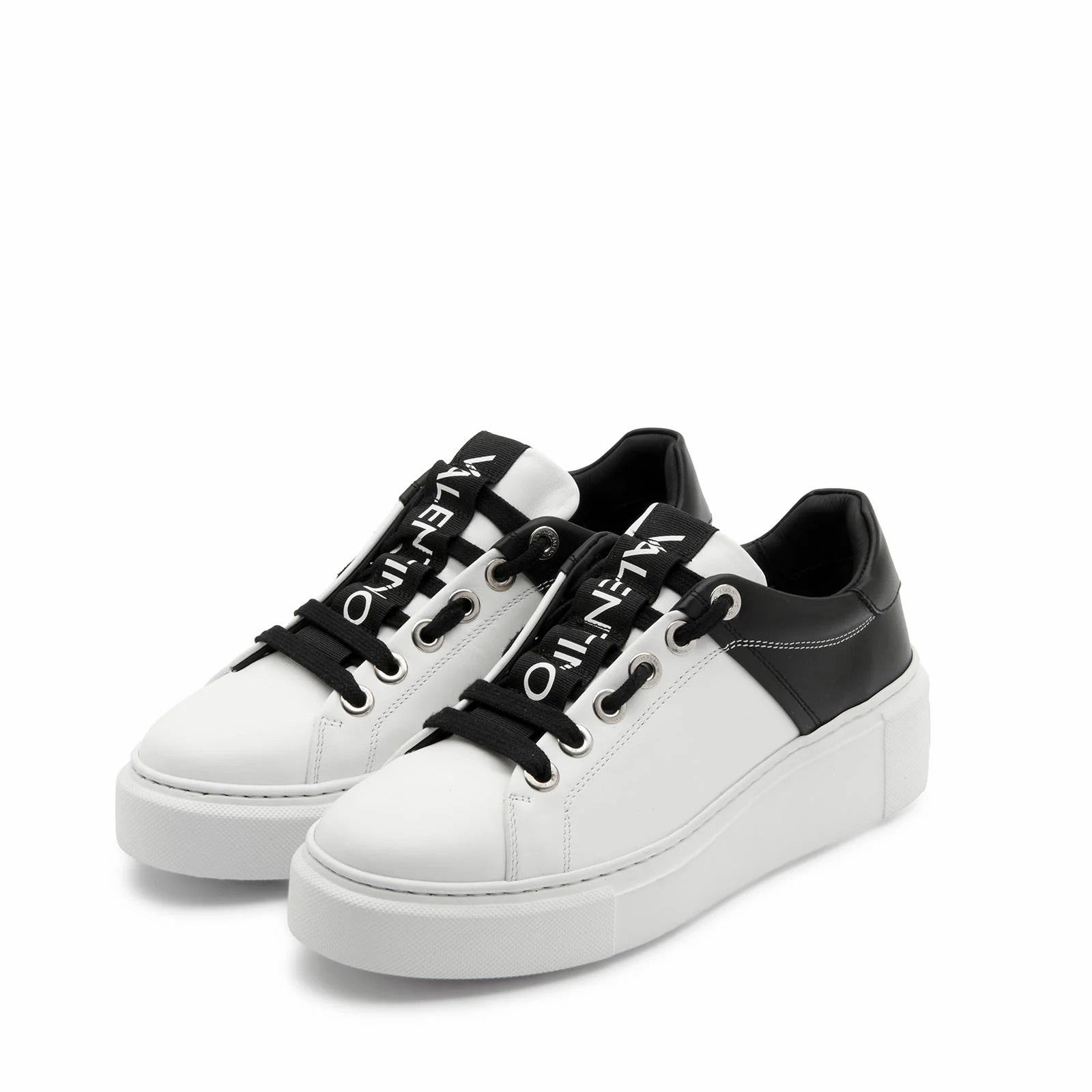 Superge 'BARAGA' Valentino by Mario Valentino